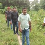 लूटकांड व अन्य मामले में फरार अपराधियो को पकड़ने के लिए बहियार में की छापेंमारी ।। Inquilabindia