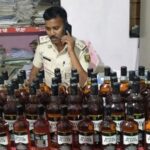 झंडापुर ओपी पुलिस ने ओपी थाने से महज सौ गज की दूरी पर विदेशी शराब से भरी टाटा मैजिक को किया जप्त ।