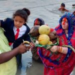 Inq Tmp 32 केहन समैया आइले गेहूंआ महंगा भईले हो दीनानाथ. …सूर्योदय के अर्घ्य के साथ महापर्व छठ पूजा हुई सम्पन्न ।