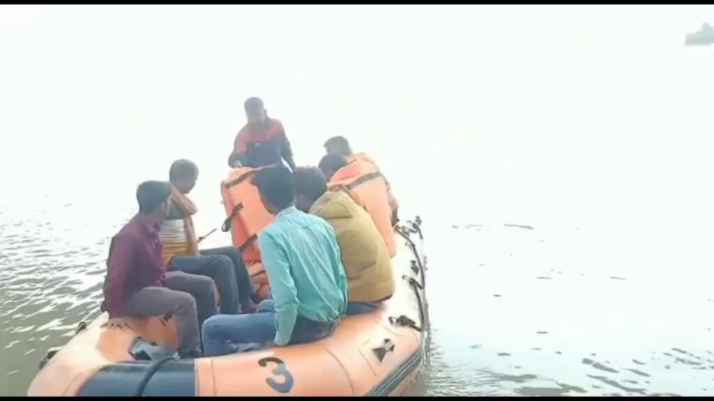 दो दिन बाद भी नहीं मिली हादसे में लापता मजदूर, परबत्ता विधायक ने कंस्ट्रक्शन अधिकारी को जमकर लताड़ा ।। 4 IMG 20221114 WA0010