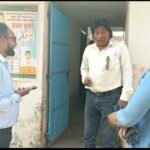 Inq Tmp 34 खानपुर पंचायत के वार्ड तीन में सचिव पद के चुनाव की जांच करने प्रखण्ड के तकनीकी सहायक व कार्यपालक सहायक पहुंचे ।