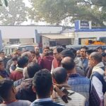 विधायक ने सीएचसी परबत्ता का औंचक निरिक्षण में पाई कमियां पर प्रभारी पर जमकर विफरे ।।