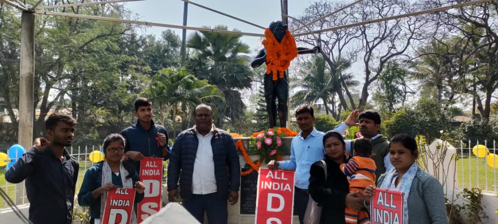 भागलपुर में क्रांतिवीर अमर शहीद तिलकामांझी की 273 वी जयंती समारोह मनाया गया।। 2 IMG 20230212 WA0018