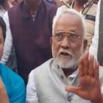 नीतीश और RJD प्रेम पर कार्यकर्ताओं ने कहा- ‘तुम अगर किसी और को चाहो तो मुश्किल होगी’