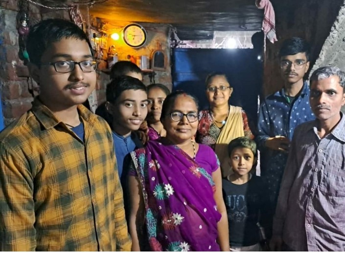 बिहार में बुनकर के बेटे को भारत के टॉप 20 में मिला स्थान, JEE में 100 पर्सेंटाइल, पिता ने पैसों के चलते छोड़ी थी पढाई 5 Screenshot 2023 0215 073903