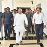 तीन दिन तक जलता रहा वैभारगिरी पर्वत, राजगीर पहुंचे CM नीतीश, हवाई सर्वेक्षण किया