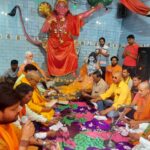 बिहपुर में हनुमान जन्मोत्सव पर हुआ सामुहिक हनुमान चालीसा पाठ।