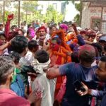 मत्स्य जीवी सहयोग समिति के चुनावी नामांकन को लेकर अंतिम दिन समर्थकों की दिखी काफी भीड़।
