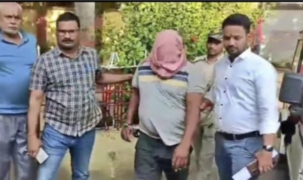 50 हजार का इनामी मोहन ठाकुर गिरफ्तार