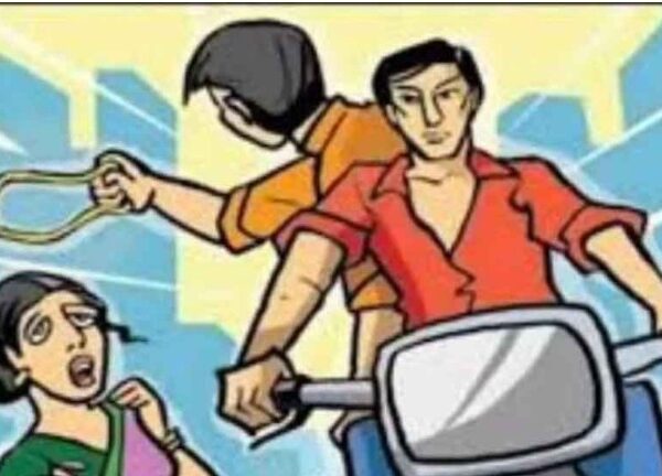 बिहपुर : बाइक सवार दो बदमाशों ने महिला&hellip;