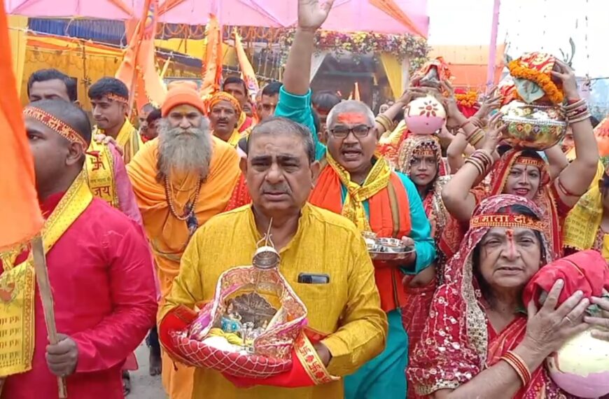 डुमरिया बुजुर्ग के भगवती मंदिर में&hellip;