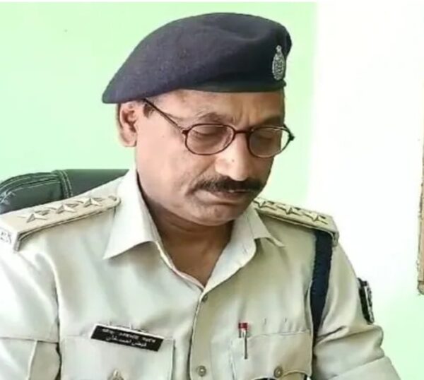 ‘बिस्तर पर आ जाओ, SHO बना दूँगा’: महिला&hellip;