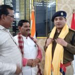 नवगछिया एसपी व एसडीपीओ का जदयू जिलाअध्यक्ष व बिहपुर प्रखंड अध्यक्ष ने किया सम्मान