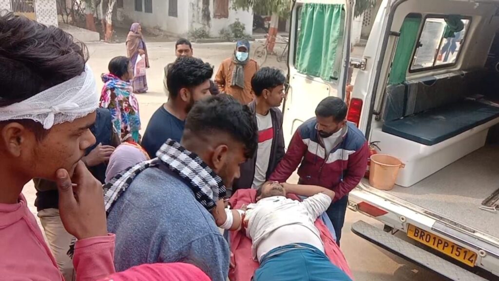अगुवानी में पुर्व से विवादित मामला में बौखलाएं आरोपियों ने किया जमकर गोलीबारी 2 img 20240201 wa00246320931730673861599