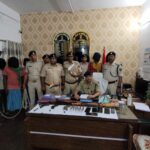 नवगछिया पुलिस की बड़ी कार्यवाई:अपराध की योजना बना रहे आठ अपराधकर्मियों को आग्नेयास्त्र व ग़ोली के साथ किया गिरफ्तार