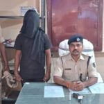 युवक को कट्टा लहराना पड़ा भारी मोबाइल में हथियार का फोटो, आरोपी गिरफ्तार