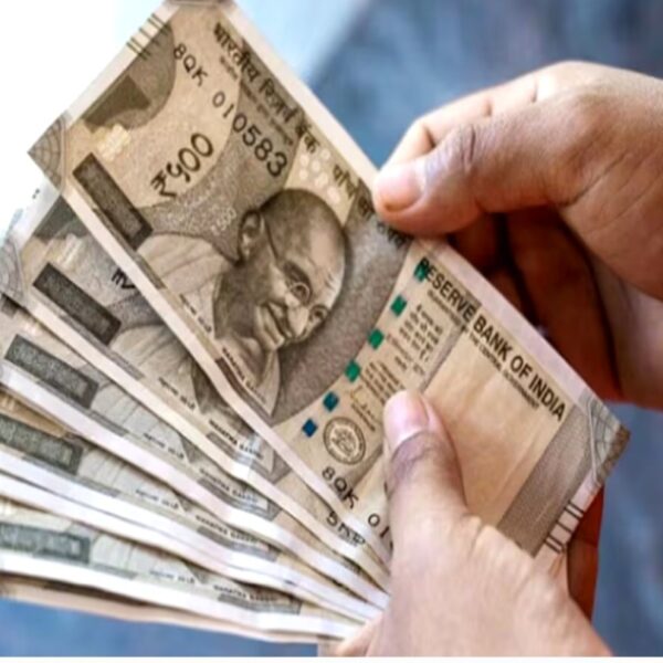 Inq Tmp 6 महिला के रुपये वापस मांगने पर उसके साथ…