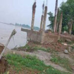 Inq Tmp 31 लोकमानपुर मेंभीषण कटाव जारी, 20 से 25 घर कोसी की गोद में शमाया।