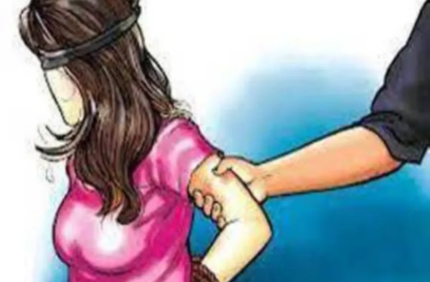 बिस्किट खरीदने गई पॉच वर्षीय बच्ची&hellip;