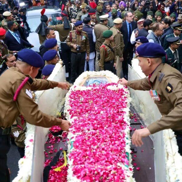 Inq Tmp 6 पूर्व प्रधानमंत्री डॉ. मनमोहन सिंह को भारत रत्न…