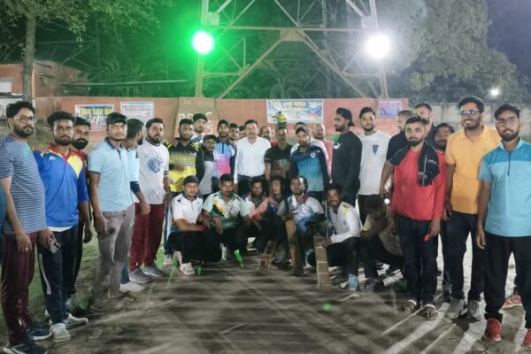 Cricket News – बिहपुर में टी-टेन नाइट क्रिकेट टूर्नामेंट का भव्य आगाज INQUILABINDIA FB IMG 1742781469022