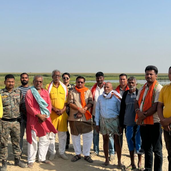 लोदीपुर गंगा दियारा में किसानों को दिलाया भरोसा,&hellip;
