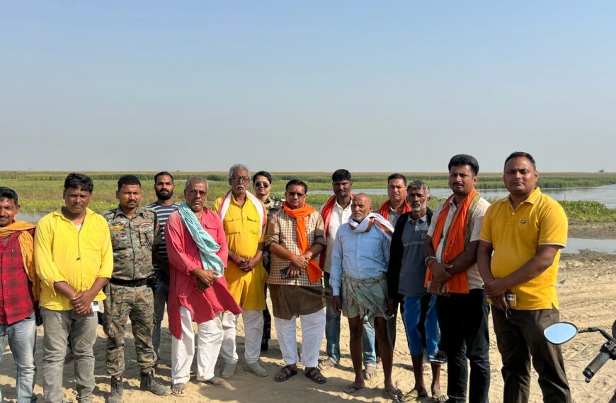 Inq Tmp 13 लोदीपुर गंगा दियारा में किसानों को…