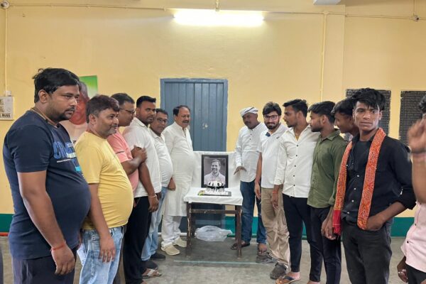 राहुल गांधी के जन्मदिन पर बच्चों संग मिठास बांटी, संविधान बचाने की लड़ाई को बताया प्रेरणा IMG 20250619 WA0006