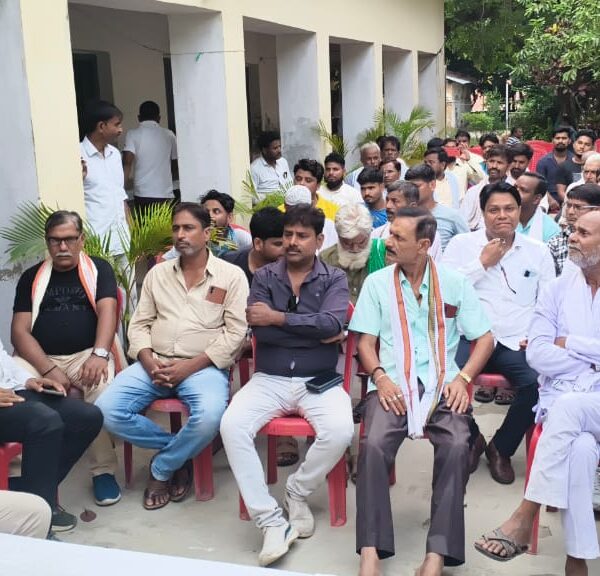 बिहपुर में मुहर्रम को लेकर शांति समिति की…