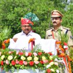 Inq Tmp 54 भागलपुर में प्रभारी मंत्री ने फहराया तिरंगा, विकास योजनाओं की झड़ी