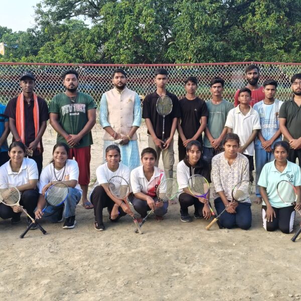 बिहपुर डाकबंगला मैदान में गूंजा बैडमिंटन का शोर,&hellip;