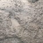 Inq Tmp 52 श्रीरामपुर ठुठ्ठी में ‘खराब सड़क’ पर फूटा ग्रामीणों का गुस्सा – ठेकेदार को घेर कर कार्य रुकवाया, उच्चस्तरीय जांच की मांग तेज