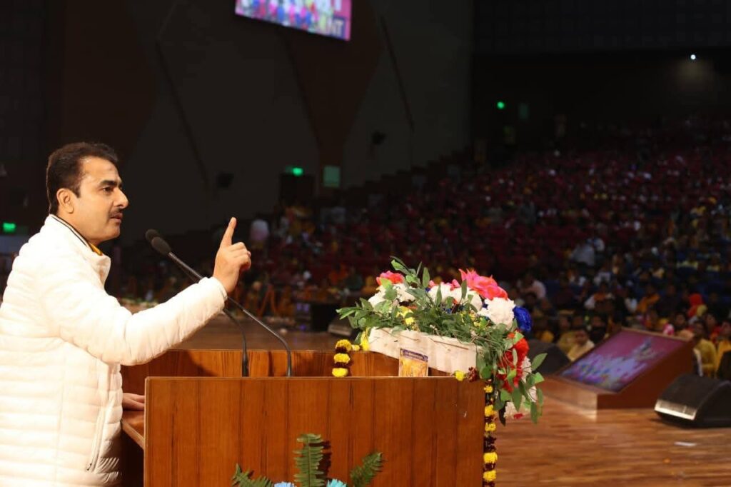 ‘युवा सशक्तिकरण महाआयोजन’—जन्म शताब्दी वर्ष 2026 की पूर्वभूमि में जागी राष्ट्रनिर्माण की लौ 5 img 20251207 wa00128132115844755176071