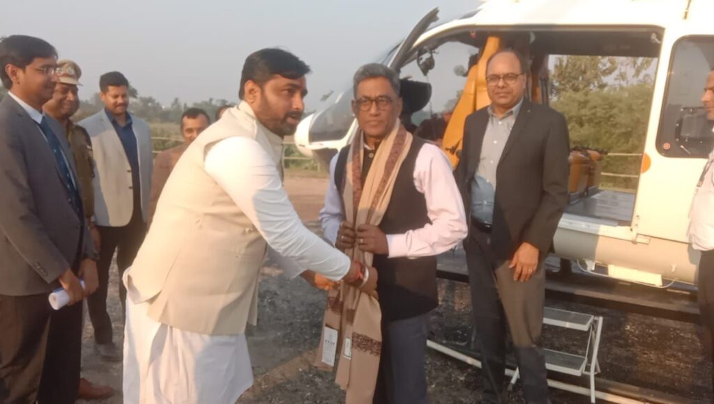 अगुवानी–सुल्तानगंज महासेतु का निरीक्षण, विकास के एजेंडे पर भी लगी मुहर 19 img 20251213 wa00388465636527358026559