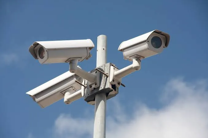 नवगछिया में NH-31 पर अब रहेगी पुलिस की डिजिटल नजर, 7 संवेदनशील जगहों पर लगे हाईटेक CCTV कैमरे 2 images.jpeg