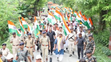 बिहपुर में गूंजा राष्ट्रप्रेम, हजारों लोगों ने निकाली भव्य तिरंगा यात्रा 4 IMG 20260814 WA0015