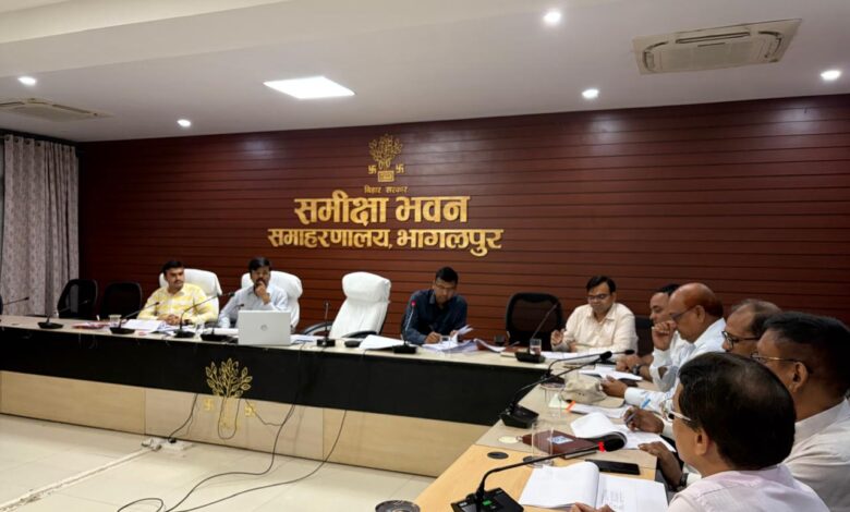 गंगा संरक्षण योजनाओं में तेजी के निर्देश, STP और शवदाह गृह के कार्यों की हुई समीक्षा 1 IMG 20260814 WA0018