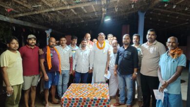 सुल्तानगंज में संतोष कुमार तिवारी का जनसंपर्क अभियान, युवाओं से संवाद को मिला सकारात्मक समर्थन 2 FB IMG 1792053597931