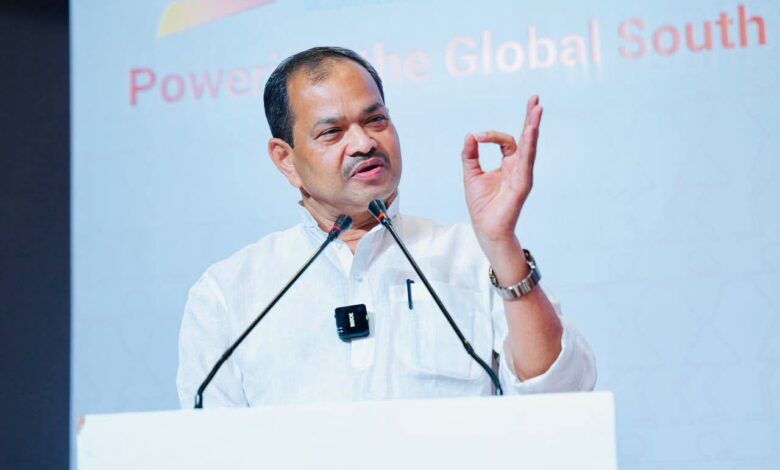 एग्रीवोल्टिक्स विश्व सम्मेलन में शामिल हुए बिहार के ऊर्जा मंत्री, खेती के साथ सौर बिजली उत्पादन पर हुई चर्चा 38 FB IMG 1792719807508